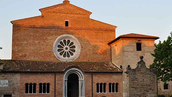 Abbazia di Chiaravalle di Fiastra